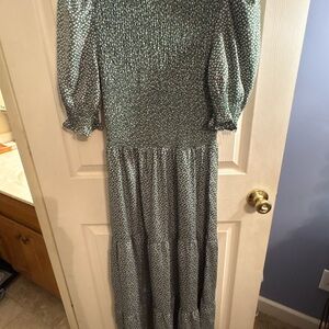 Green Floral Puff-Sleeve Tiered Maxi Dress